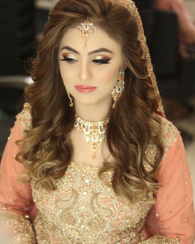 Makeup Studio By Mehwish  Kiran in signature party makeup  Taking  booking till February 2021 Our package includes  Makeup Hairstyle  Extensions  additional  Nails  nail paint  Dubbata